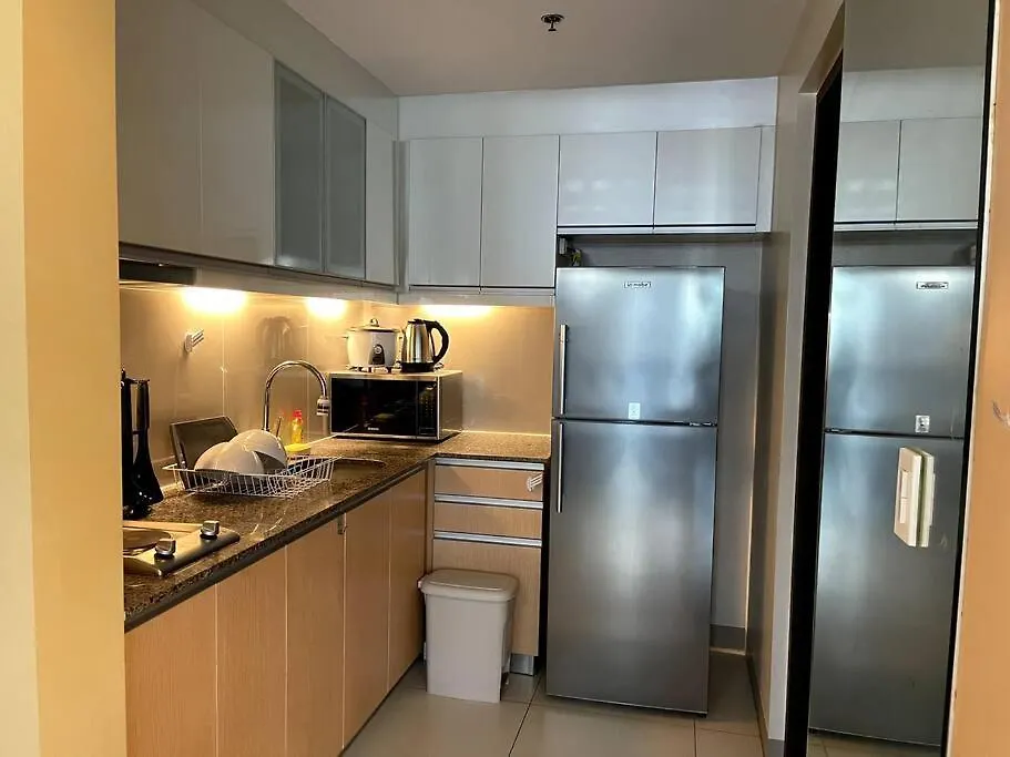 Escape 1Br One Uptown Bgc W/ Sound System Apartment Manila
